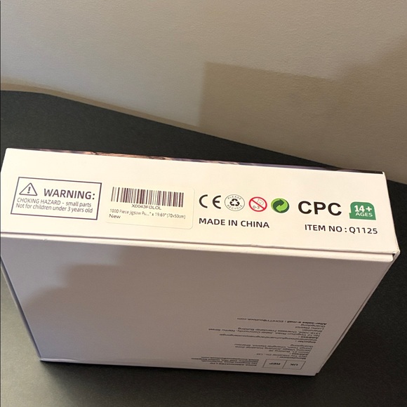 Snowscape Aurora Borealis Scenic Jigsaw Puzzle;  1000 pc;  Northern Lights - Picture 8 of 9